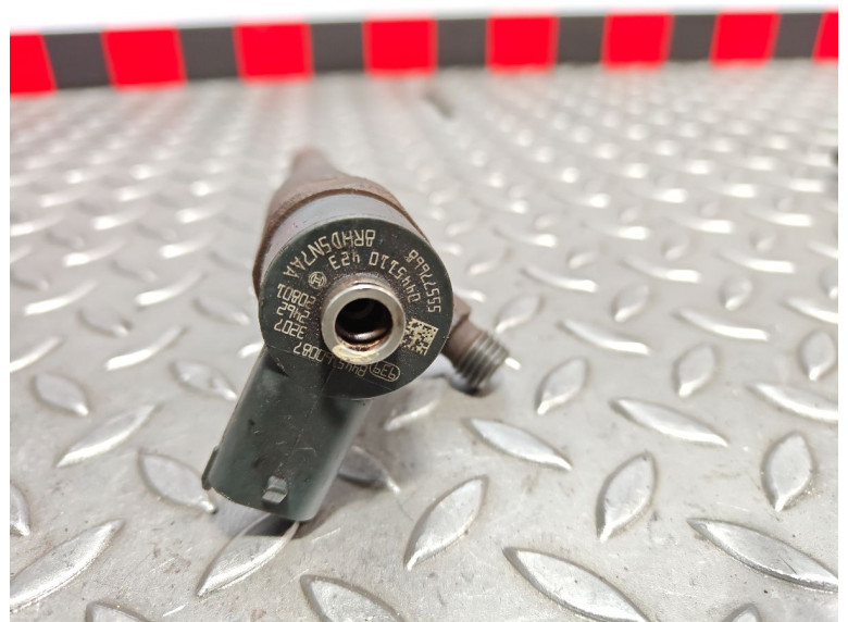 Форсунка к Opel Insignia, 2010г.