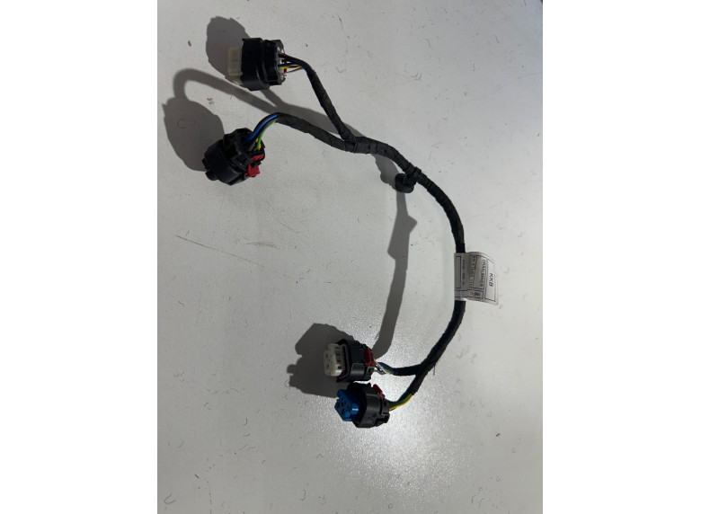 Проводка фары к BMW XM G09, 2023г.