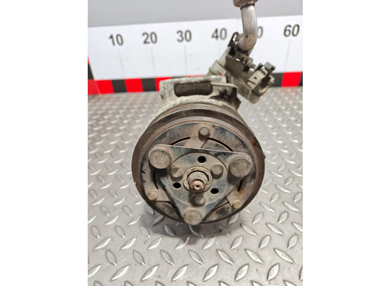 Компрессор кондиционера к Opel Insignia, 2010г.