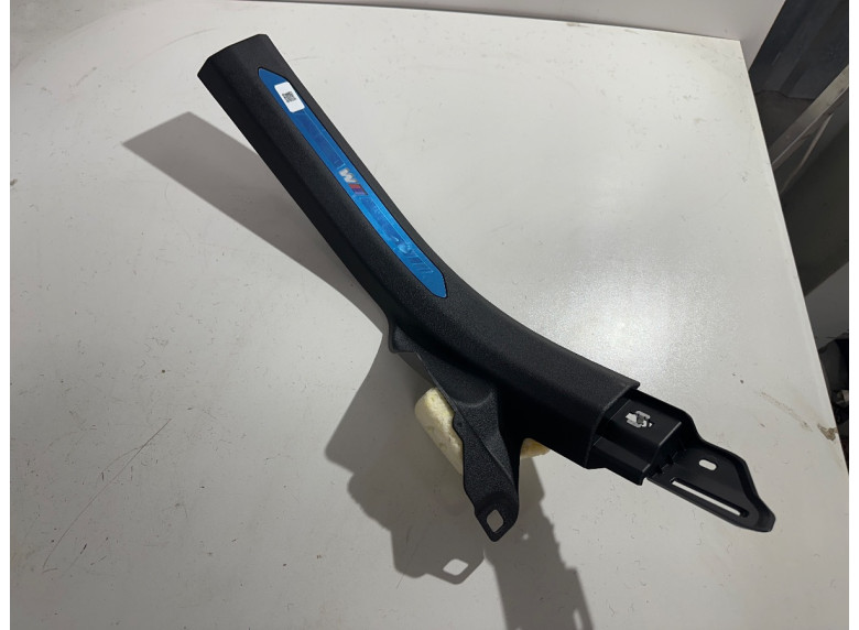 Накладка на порог внутренняя задняя правая к BMW XM G09, 2023г.