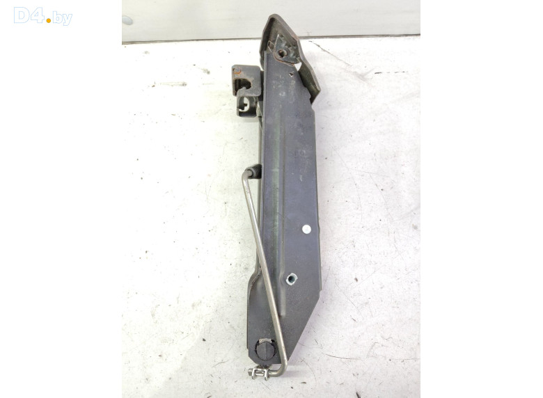 Домкрат к Volkswagen Touareg 2004 г.