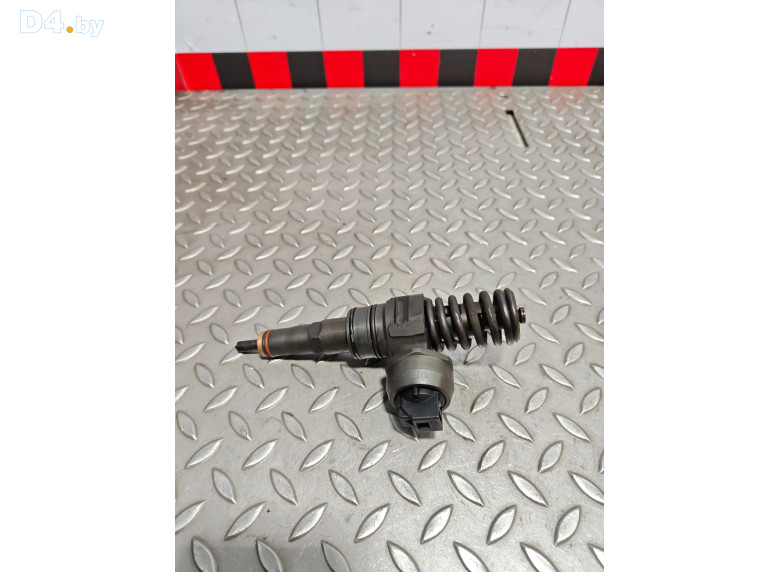 Форсунка к Volkswagen Passat 2006 г.