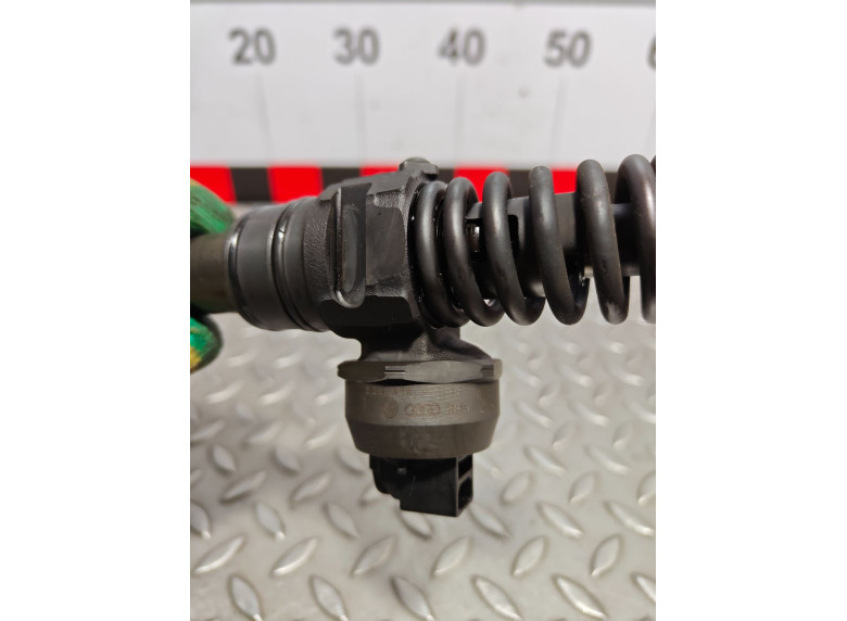 Форсунка к Volkswagen Passat, 2006г.