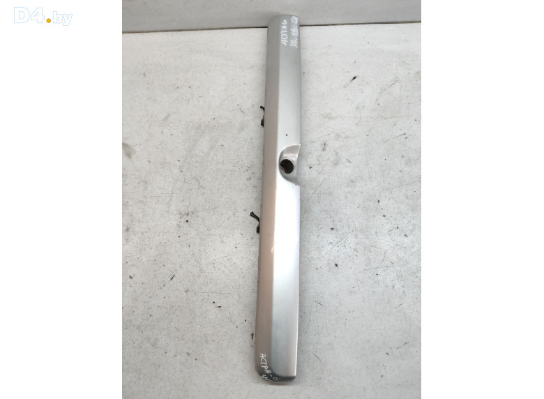 Накладка подсветки номера к Opel Astra 2002 г.