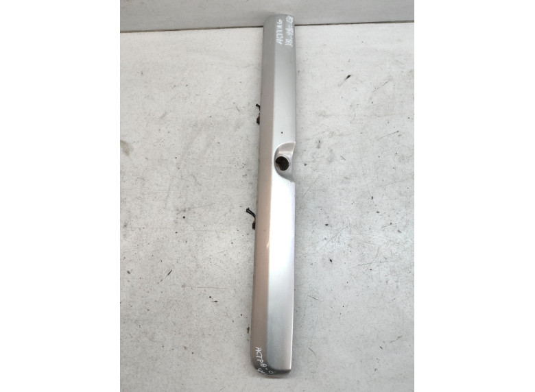 Накладка подсветки номера к Opel Astra, 2002г.