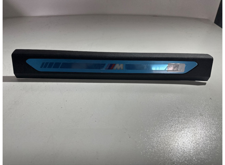 Накладка на порог к BMW XM G09, 2023г.