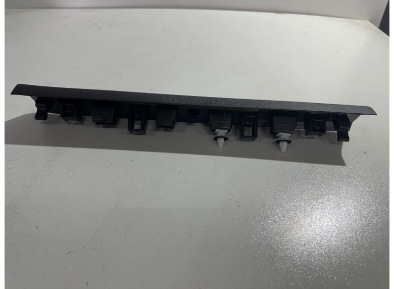 Накладка на порог к BMW XM G09, 2023г.