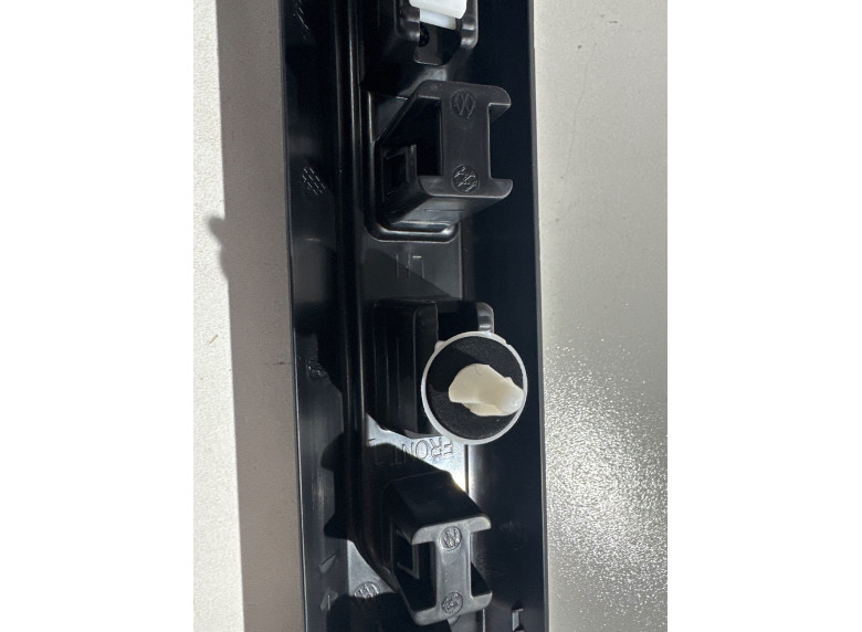 Накладка на порог к BMW XM G09, 2023г.