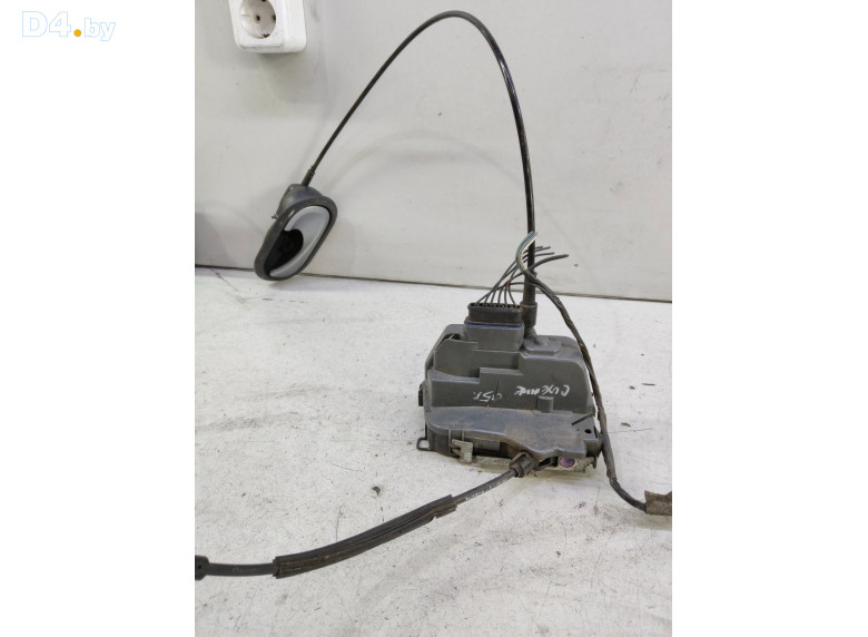 Замок двери задней правой к Renault Scenic 2007 г.