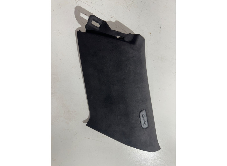 Обшивка стойки задней правой к BMW XM G09, 2023г.