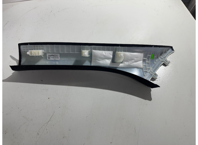 Обшивка стойки передней правой к BMW XM G09, 2023г.