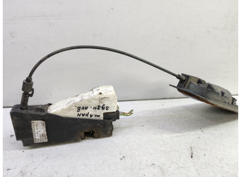 Замок двери задней левой к Volkswagen Sharan, 2007г.