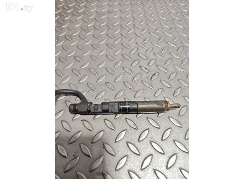 Форсунка к Dacia Duster 2011 г.
