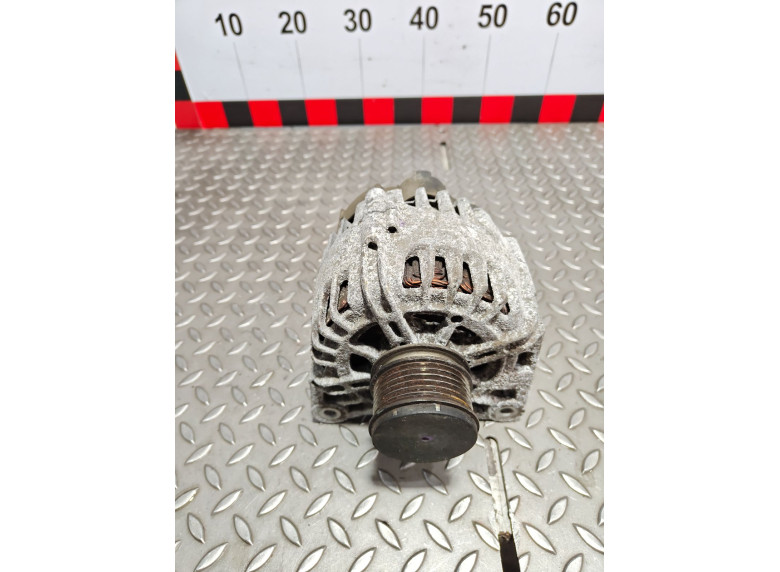 Генератор к Dacia Duster, 2011г.