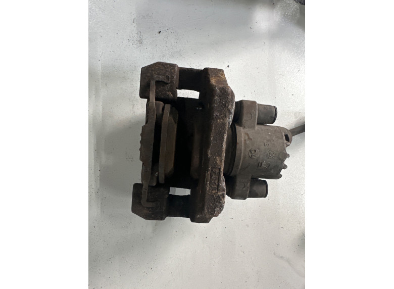 Суппорт задний правый к BMW 5 E60/E61, 2008г.