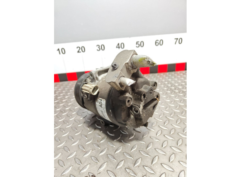 Компрессор кондиционера к Opel Zafira, 2008г.