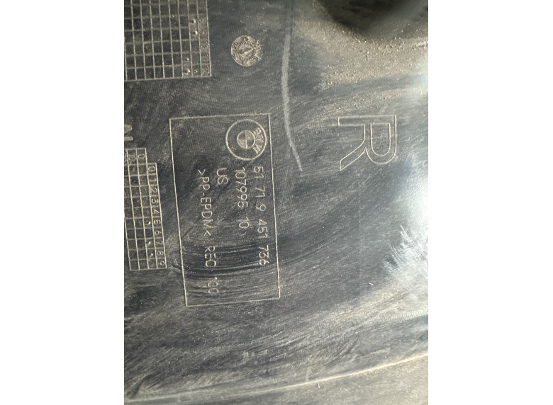 Защита арок передняя правая (подкрылок) к BMW XM G09, 2023г.