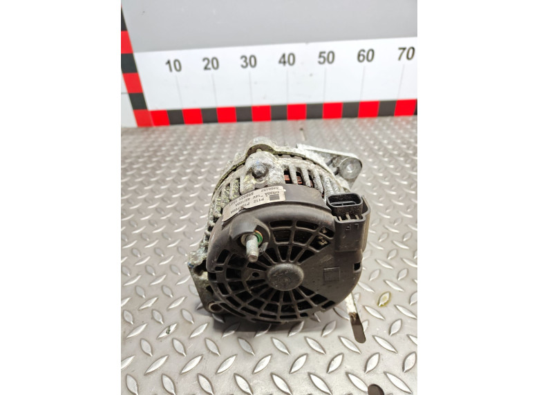 Генератор к Opel Zafira, 2008г.