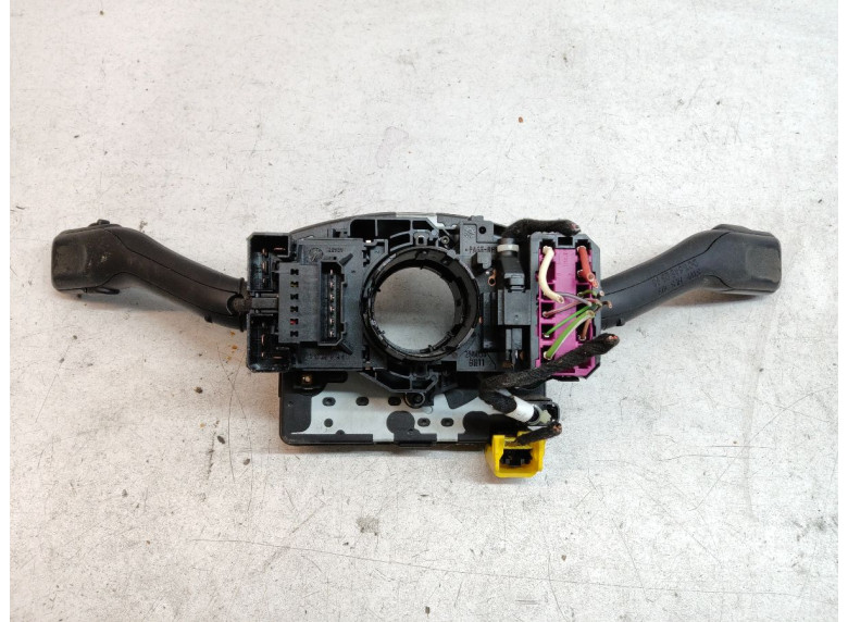 Переключатель подрулевой (стрекоза) к Volkswagen Sharan, 2007г.