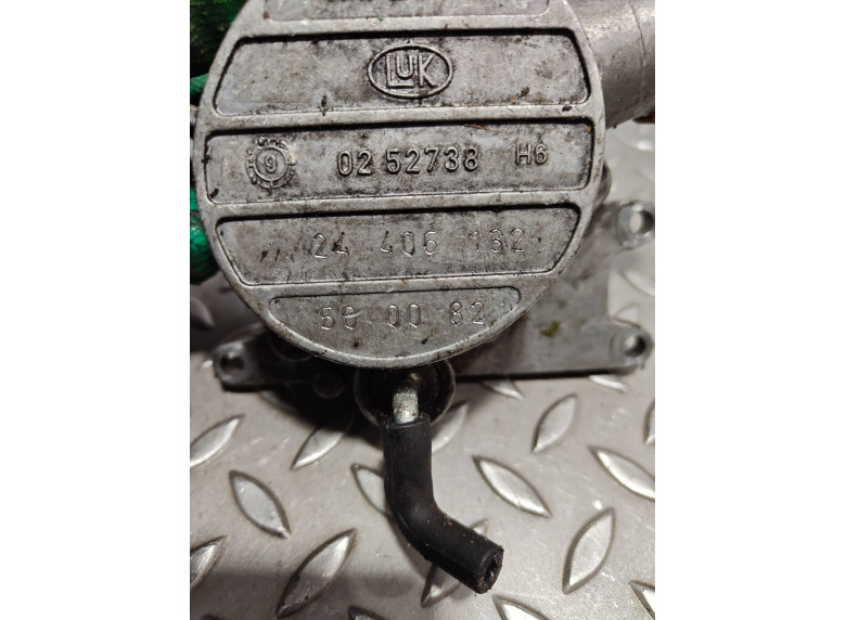 Насос вакуумный к Opel Zafira, 2002г.