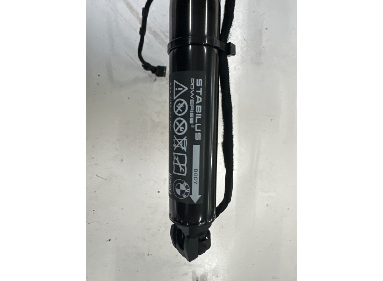 Амортизатор крышки багажника (3-5 двери) к BMW XM G09, 2023г.