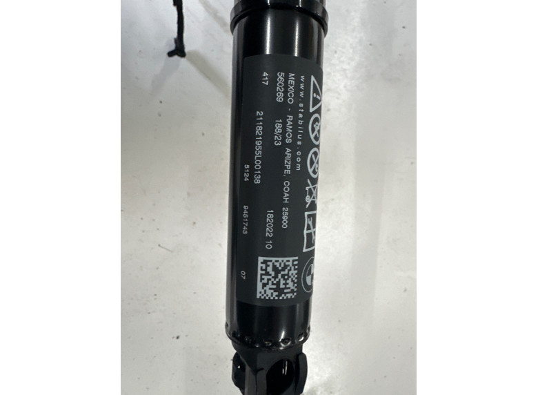 Амортизатор крышки багажника (3-5 двери) к BMW XM G09, 2023г.