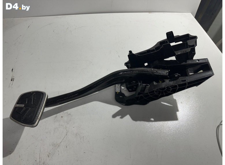 Педаль тормоза к BMW XMG09 2023 г.