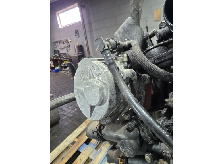 Насос вакуумный к Renault Laguna, 2005г.