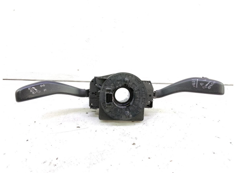 Переключатель подрулевой (стрекоза) к Skoda Fabia, 2010г.