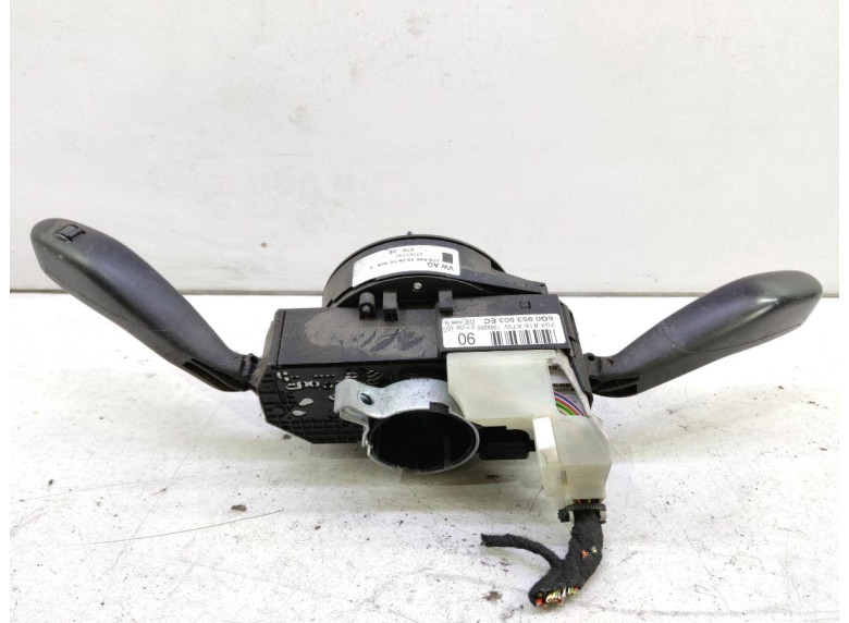 Переключатель подрулевой (стрекоза) к Skoda Fabia, 2010г.