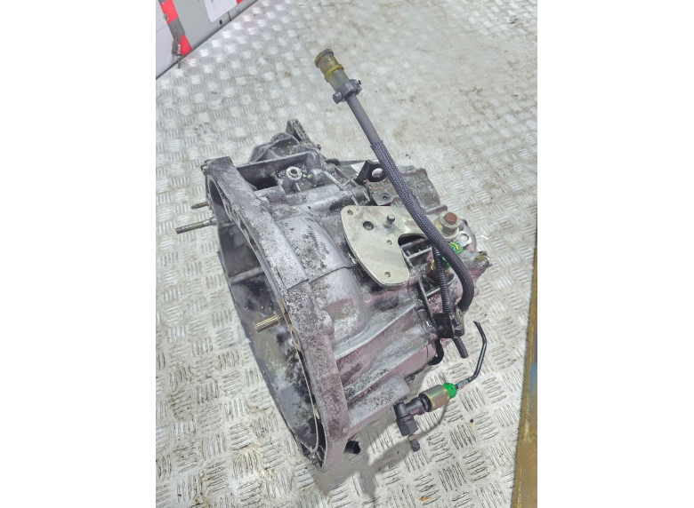 КПП механическая (МКПП) к Renault Laguna, 2005г.