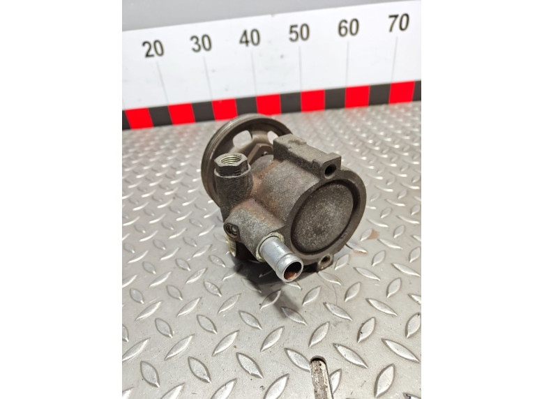 Насос гидроусилителя руля к Renault Sandero, 2010г.