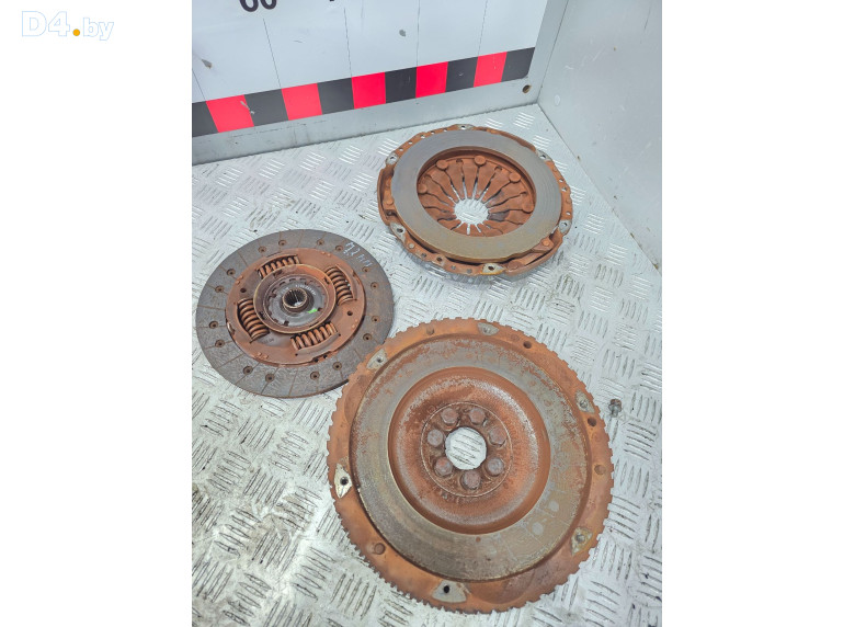 Комплект сцепления к Opel Vivaro 2004 г.