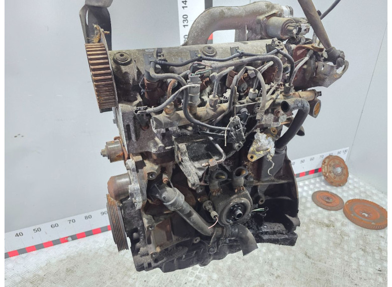 Двигатель к Renault Trafic, 2004г.