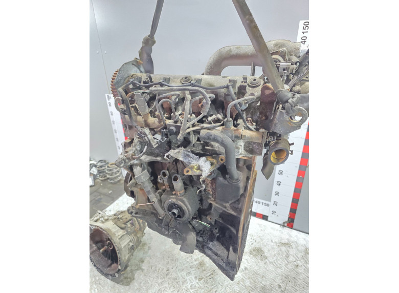 Двигатель к Renault Trafic, 2004г.