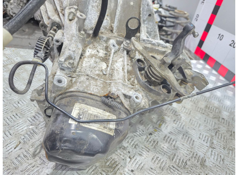 КПП механическая (МКПП) к Dacia Logan, 2015г.