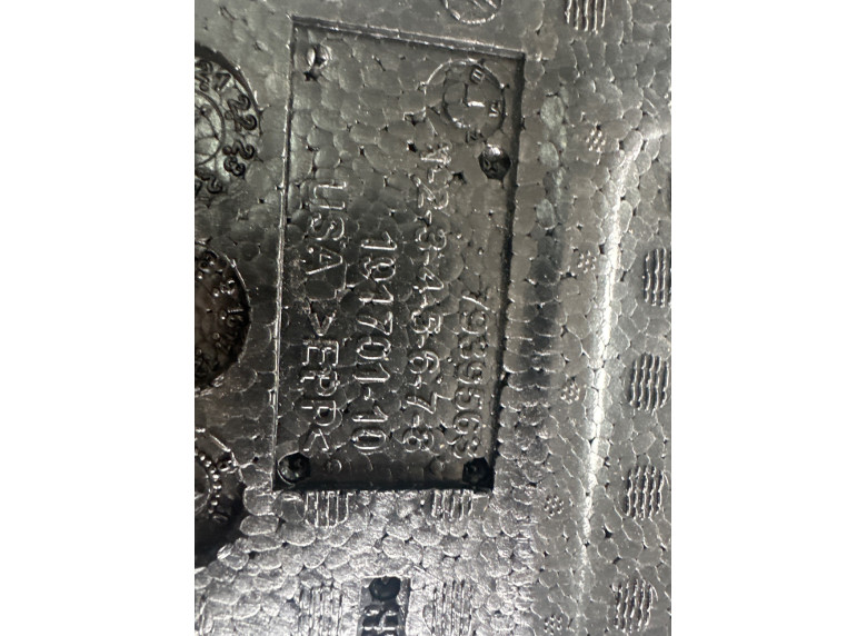 Шумоизоляция пола к BMW XM G09, 2023г.