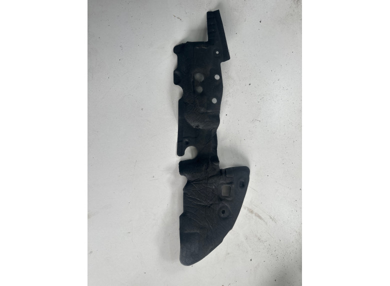 Шумоизоляция пола к BMW XM G09, 2023г.