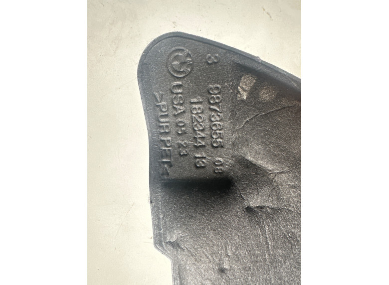 Шумоизоляция пола к BMW XM G09, 2023г.