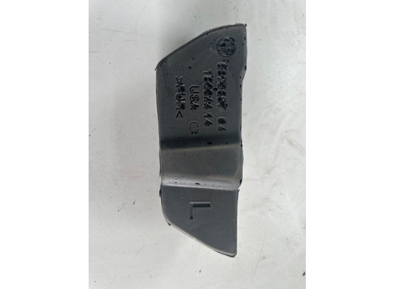 Шумоизоляция пола к BMW XM G09, 2023г.