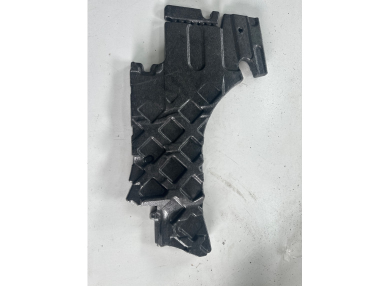 Шумоизоляция пола к BMW XM G09, 2023г.