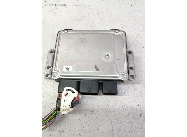 Блок управления двигателем к Peugeot 308, 2013г.