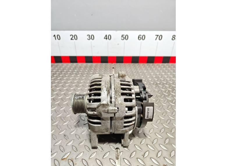 Генератор к Renault Laguna, 2004г.