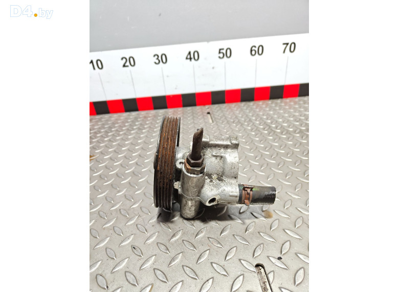 Насос гидроусилителя руля к Renault Trafic 2004 г.