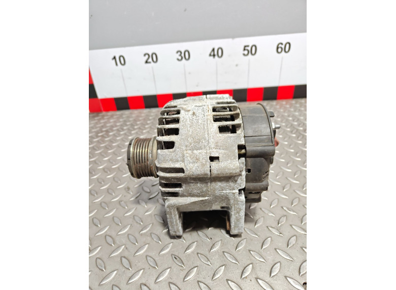 Генератор к Dacia Logan, 2015г.