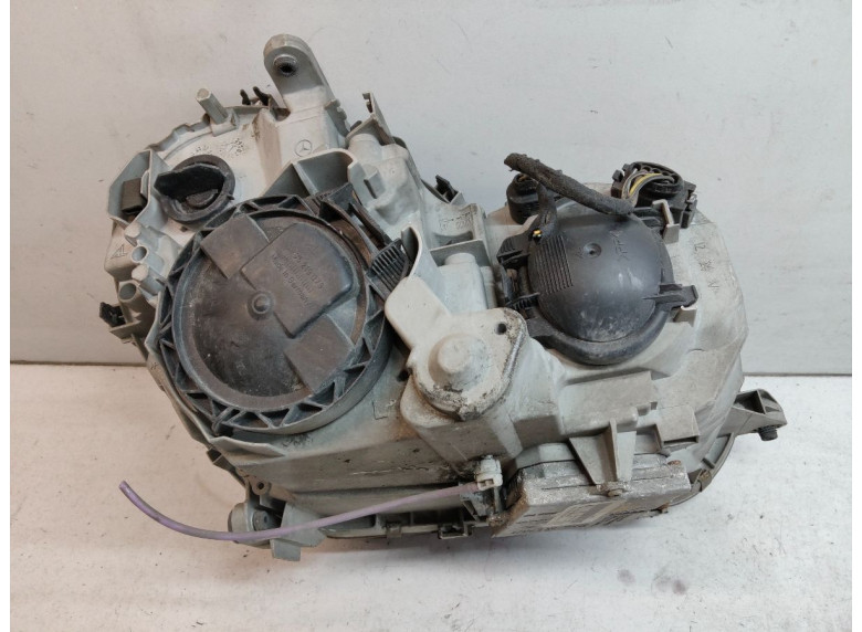 Фара левая к Mercedes C W203, 2003г.