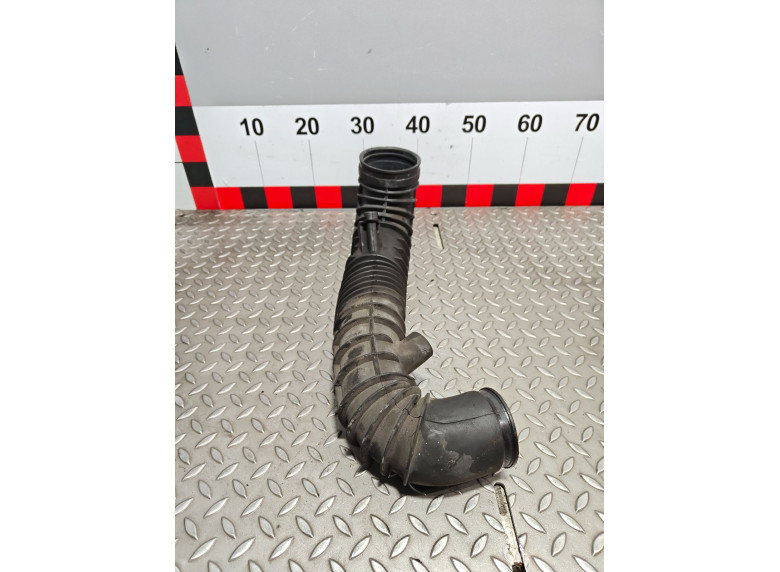 Патрубок турбины к Mercedes Vito W639, 2005г.