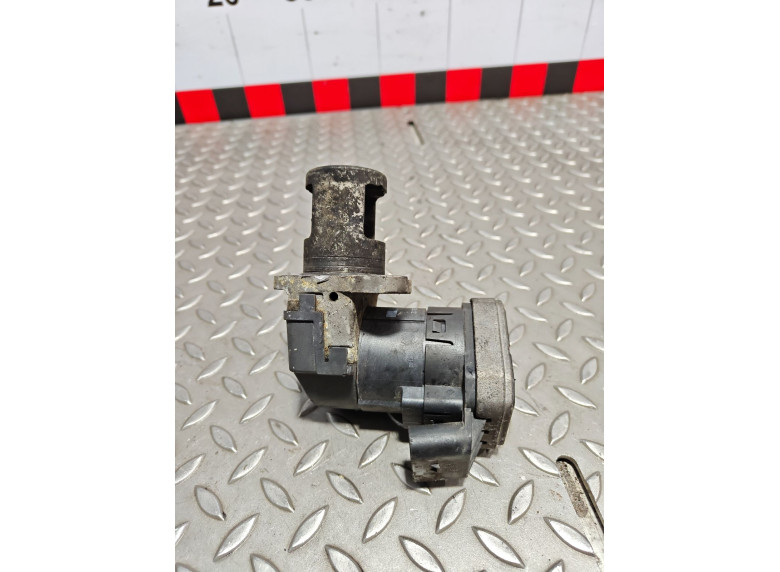 Клапан EGR к Mercedes Vito W639, 2005г.