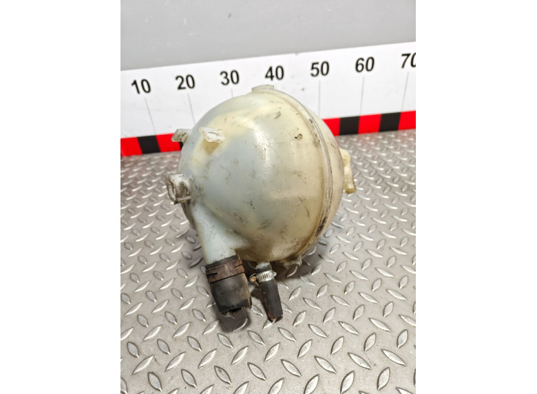 Бачок расширительный к Mercedes Vito W639, 2005г.