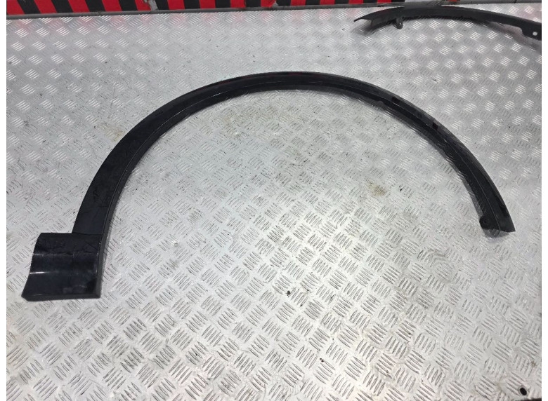 Молдинг крыла переднего левого к Audi Q5, 2019г.